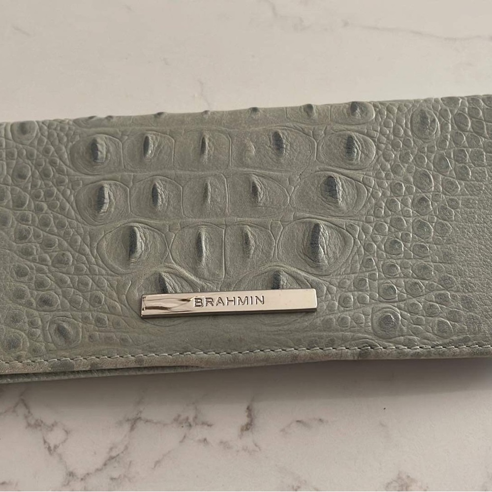SOLD Brahmin Amelia Medium Crossbody Bucket Bag in Seafoam Green - Picture 9 of 9
